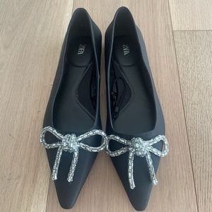 New Zara black flats size 8